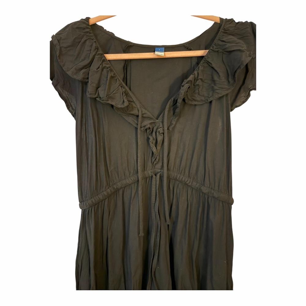 Old Navy Ruffle Dress - Picture 3 of 4